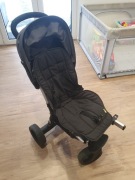 Przystawka/wózek buggy pod z akcesoriami.