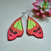 Haftowane kolczyki skrzydła motyla - zieleń z czerwienią