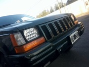 Adaptery Przednich Reflektorów Jeep ZJ