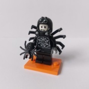 LEGO minifigurka z serii 18 - Chłopiec w stroju pająka