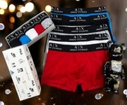 Zestaw 5 męskich bokserek w pudełku prezentowym. 
