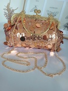 Torebka koktajlowa - Złote cekiny