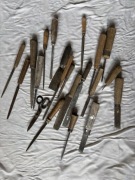 Stare narzędzia - dłuta, szpachelki, tarniki itp.