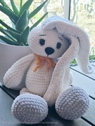 MASKOTKA SZYDEŁKOWA RĘKODZIEŁO KRÓLIK "JULEK" HANDMADE KRÓLICZEK 
