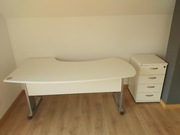 Duże biurko, bardzo dobry stan, mało używane z kontenerkiem