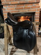 Siodło daw mag Hubert 17 łęk M