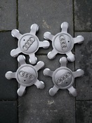 ORYGINALNE dekielki  do alufelg AUDI 8R0 601 165  cena na komplet