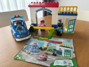 LEGO DUPLO 10902 Posterunek Policji Samochód Radiowóz Policjant Komisariat