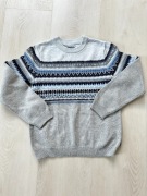 sweterek Okaidi szary we wzorek żakardowy 140 10 lat stan idealny