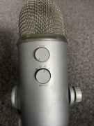 Mikrofon Blue Yeti Srebrny