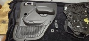 JEEP Wrangler JL - boczek wiązka zamek podnośnik szyby drzwi prawy tył 