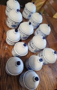 Trzynaście starych niemieckich pojemników do przypraw. DDR porcelana Kahla
