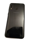 Smartfon Samsung Galaxy A20e (SM-A202F) 32GB, w dobrym stanie, bez blokad.