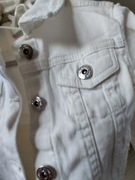 Nowa Biała Kurtka Dżinsowa MINOTI 4-5 lat 104-110 Stylowa i Modna!