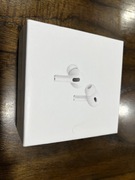AirPods Pro 2nd Generation whit MagSafe Charging Case