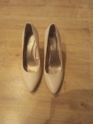 Buty damskie na obcasie Marko Tozzi r.37