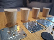 Zestaw 4 nóżek drewniane o wysokości 6 cm