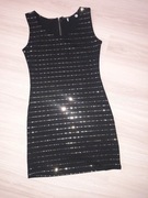 Czarna sukienka w złote kwadraty M/L