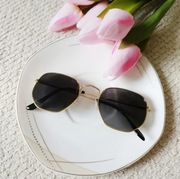 Nowe okulary przeciwsłoneczne kwadratowe damskie vintage retro 