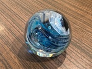 Śliczna szklana kula ozdoba przycisk do papieru 