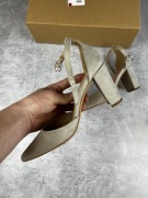 Damskie buty na obcasie ABOUT you kolor szary rozmiar 36