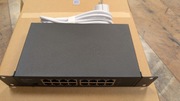 Switch Lanberg RSGE-16 16x portów 1GB Gigabit uchwyt do szafy 10''