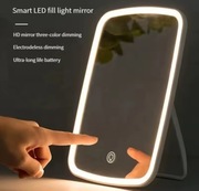 Lusterko stojące LED