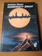 Książka pt,, Zamknięty Świat "1988 po biblioteczna