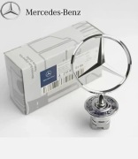 Emblemat GWIAZDA NA MASKĘ CELOWNIK MERCEDES  W211 W220 W212  W124 W202 W210