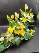 Komplet nagrobny  -kompozyca wiosenno -wielkanocnya