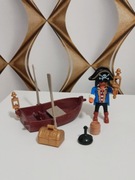 Playmobil Pirat z łódką