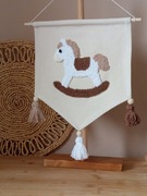 Makatka proporczyk konik na biegunach 