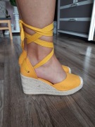 Żółte musztardowe espadryle wiązane rozmiar 38 wkładka 24 cm na koturnie