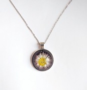 Naszyjnik prawdziwy kwiat w żywicy PREZENT