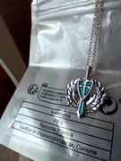 Naszyjnik miecz ze skrzydłami 