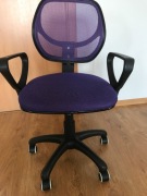 krzesło młodzieżowe