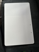 Składany stolik na laptopa z drewna i białego blatu