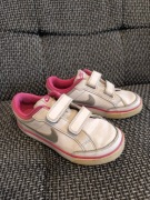 Używane buty Nike rozmiar UK12,5 Euro 31, 19cm