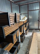 Sprzedam piękne Donice Zewnętrzne połączenie drewna z metalem