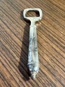 Solidny masywny posrebrzany otwieracz do butelek 