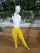 Figurka porcelanowa DZIEWCZYNA W SPODNIACH Ćmielów