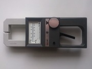 Stary miernik cęgowy V/A