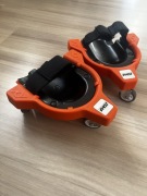 Nakolanniki na kółkach dla glazurnika Edma