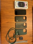 iPhone 14 Pro , Apple Watch 8 stainless steel ceramic sapphire  45mm złoty