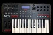 AKAI MPK 225 - Klawiatura USB/MIDI z padami MPC. 25 klawiszy z czułością