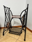 Podstawa - nogi maszyny do szycia SINGER