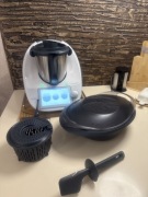 Thermomix TM6 + akcesoria 
