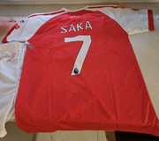 Mam do sprzedania strój piłkarski koszulkę+spodenki Arsenal. Rozmiar 164. 