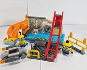 Lego 75546 Minions - Minionki w laboratorium Gru Używany