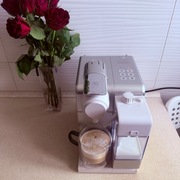 Ekspres do kawy DeLonghi EN560 Nespresso